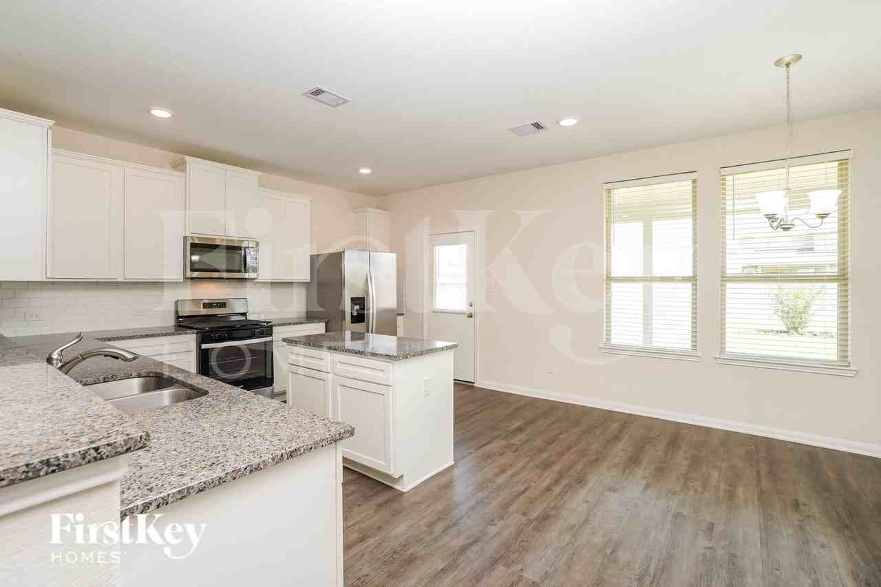 118 White Wing Ln - Photo 6 of 16