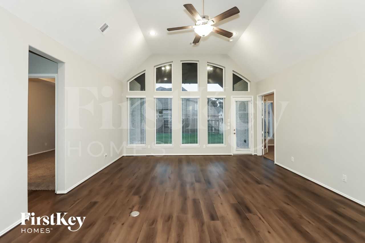 21438 Martin Tea Trl - Photo 3 of 15
