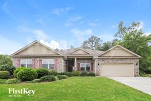 featured image of 1022 Yorkshire Dr