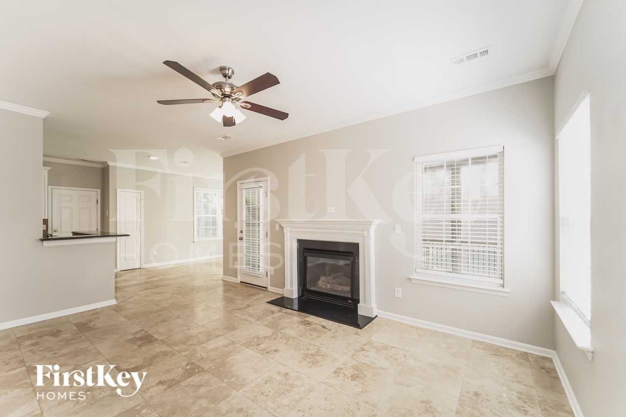 9306 Brookhill Ct - Photo 4 of 15