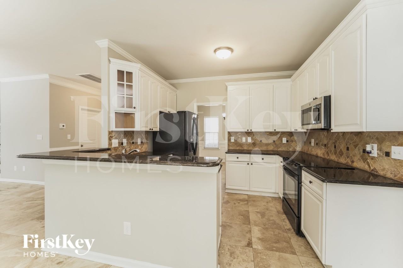 9306 Brookhill Ct - Photo 5 of 15