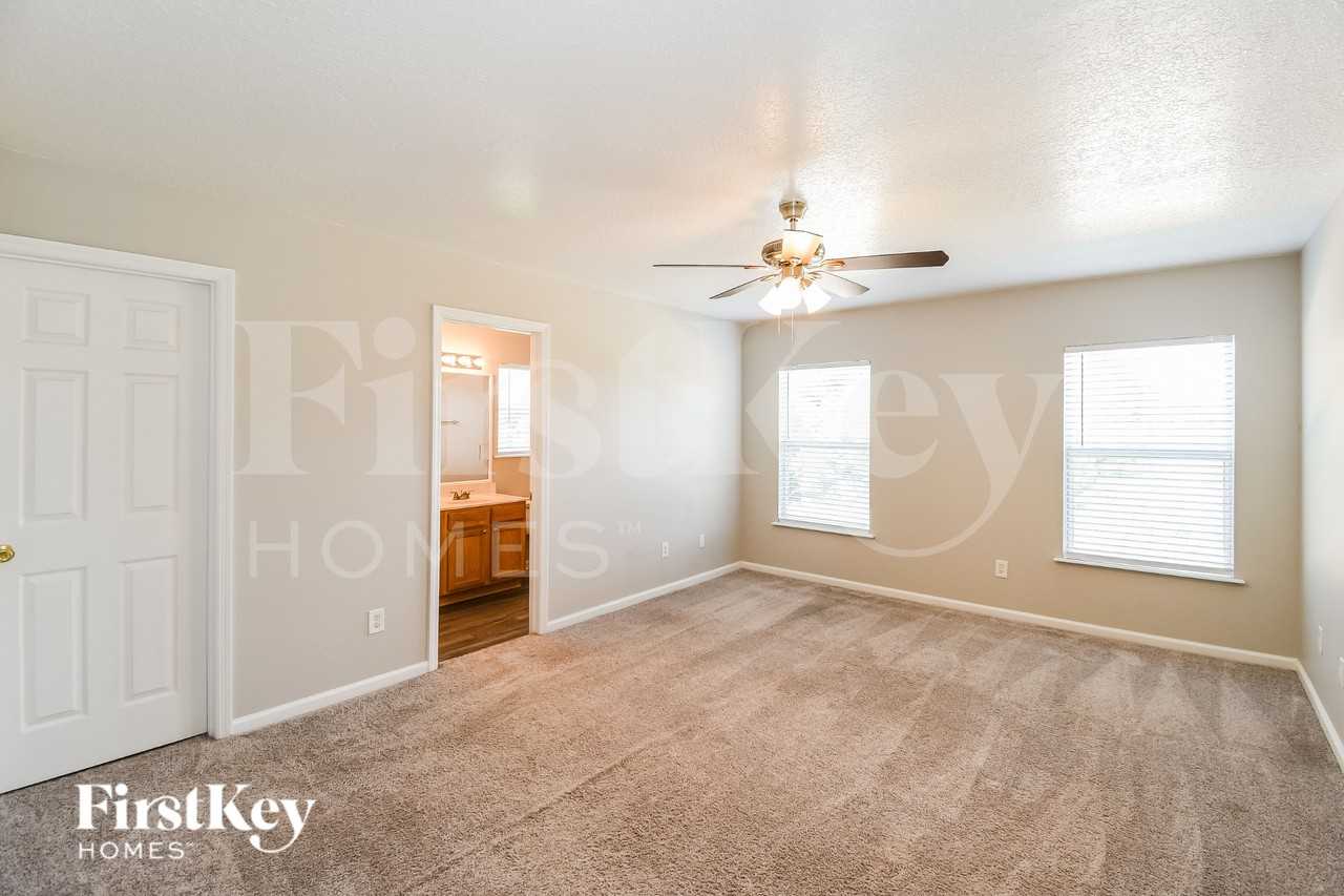 2163 Fresco Dr - Photo 7 of 17