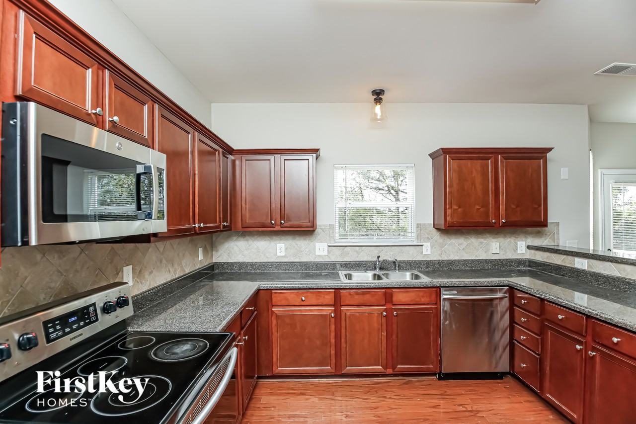 176 Darbys Run Ct - Photo 4 of 15