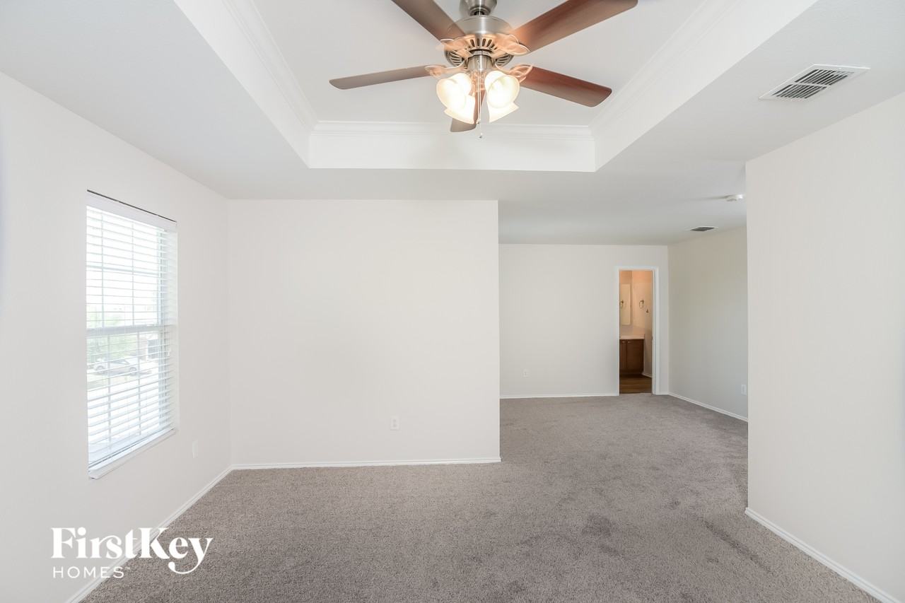 8503 Silver Willow - Photo 7 of 15