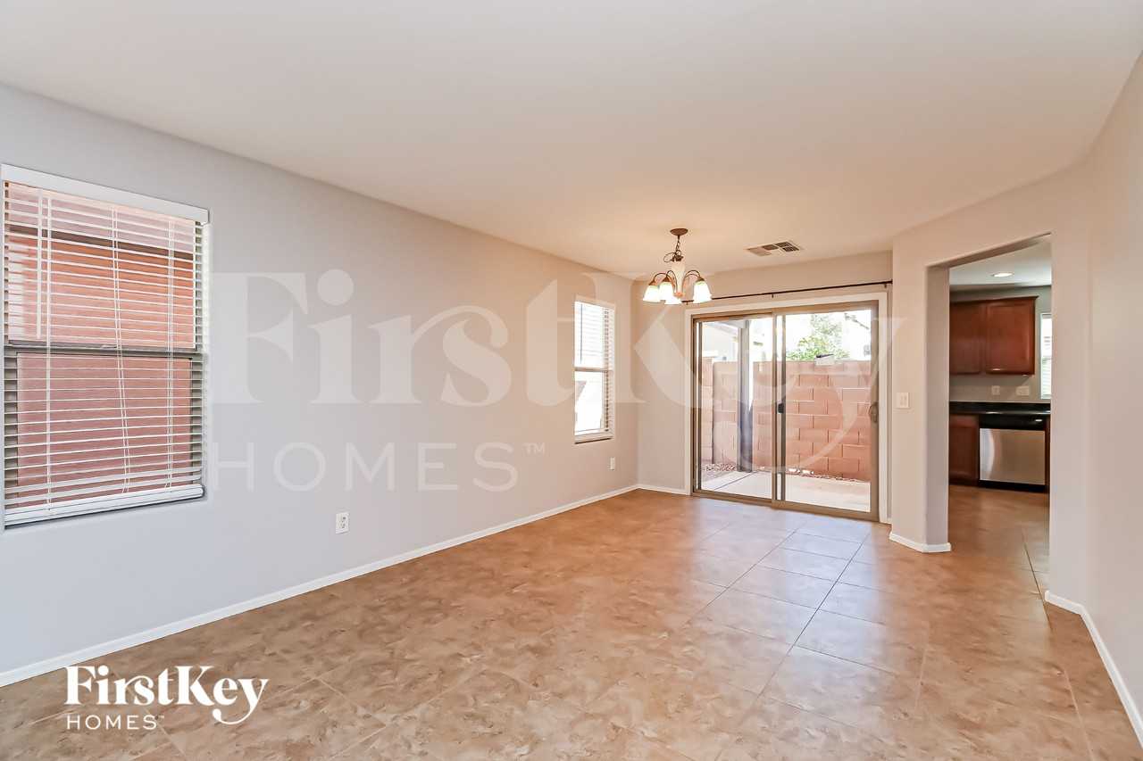 2764 E Megan St - Photo 3 of 15