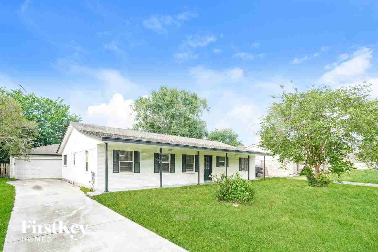 4909 Green Willow Ln - Photo 2 of 16