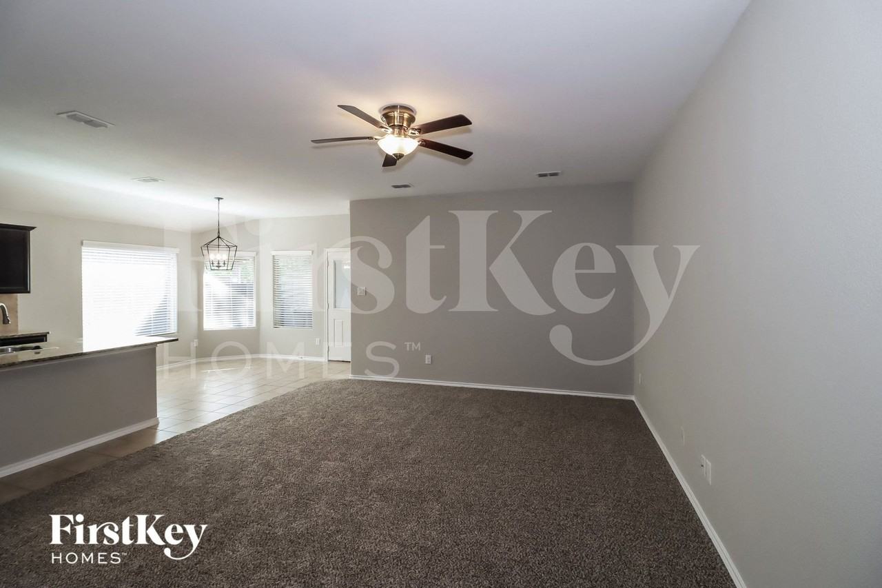 1620 Berckmans Rd - Photo 3 of 15