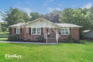 featured image of 940 Ridgeway Dr