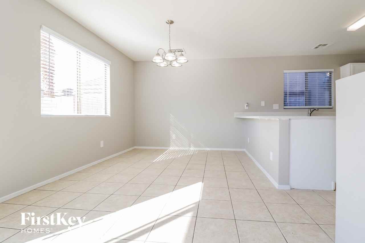 23443 W Pima St - Photo 5 of 15