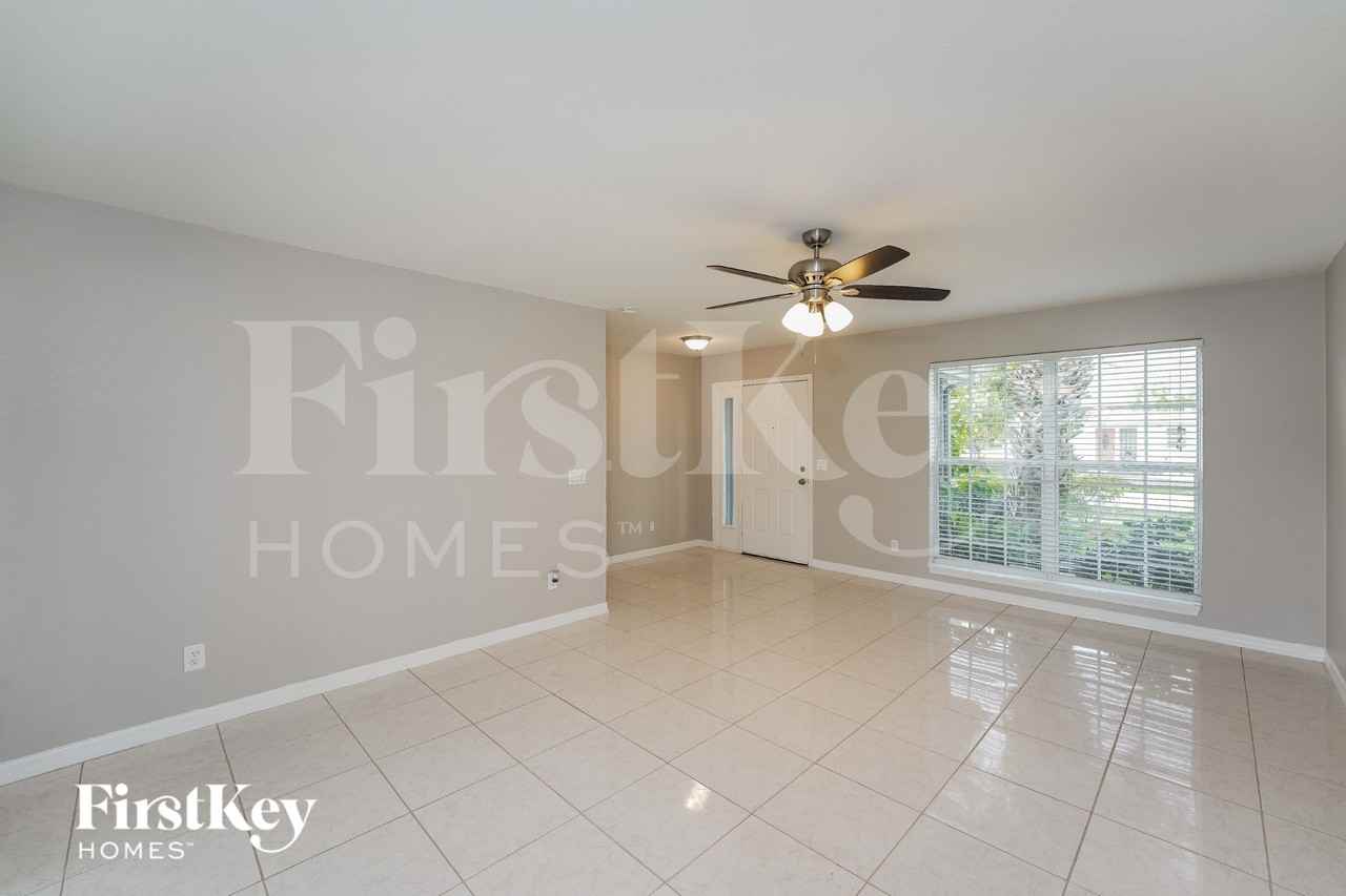 21426 Glendale Ave - Photo 2 of 16