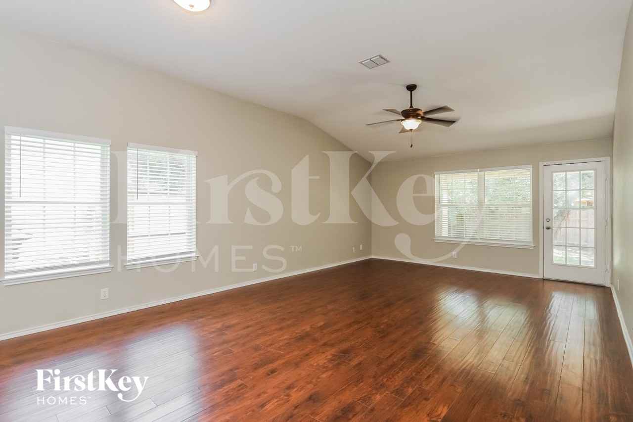 5102 Roan Brk - Photo 4 of 16