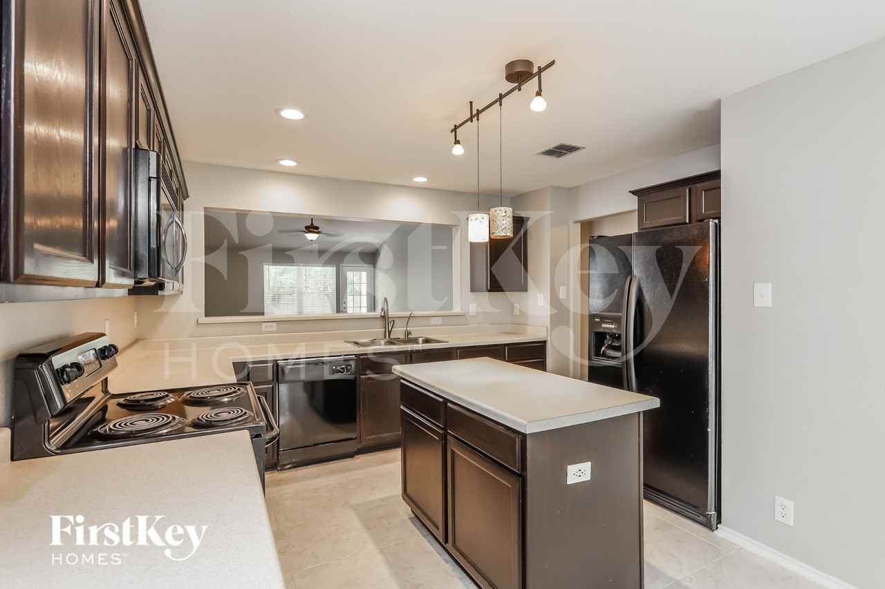 5102 Roan Brk - Photo 7 of 16