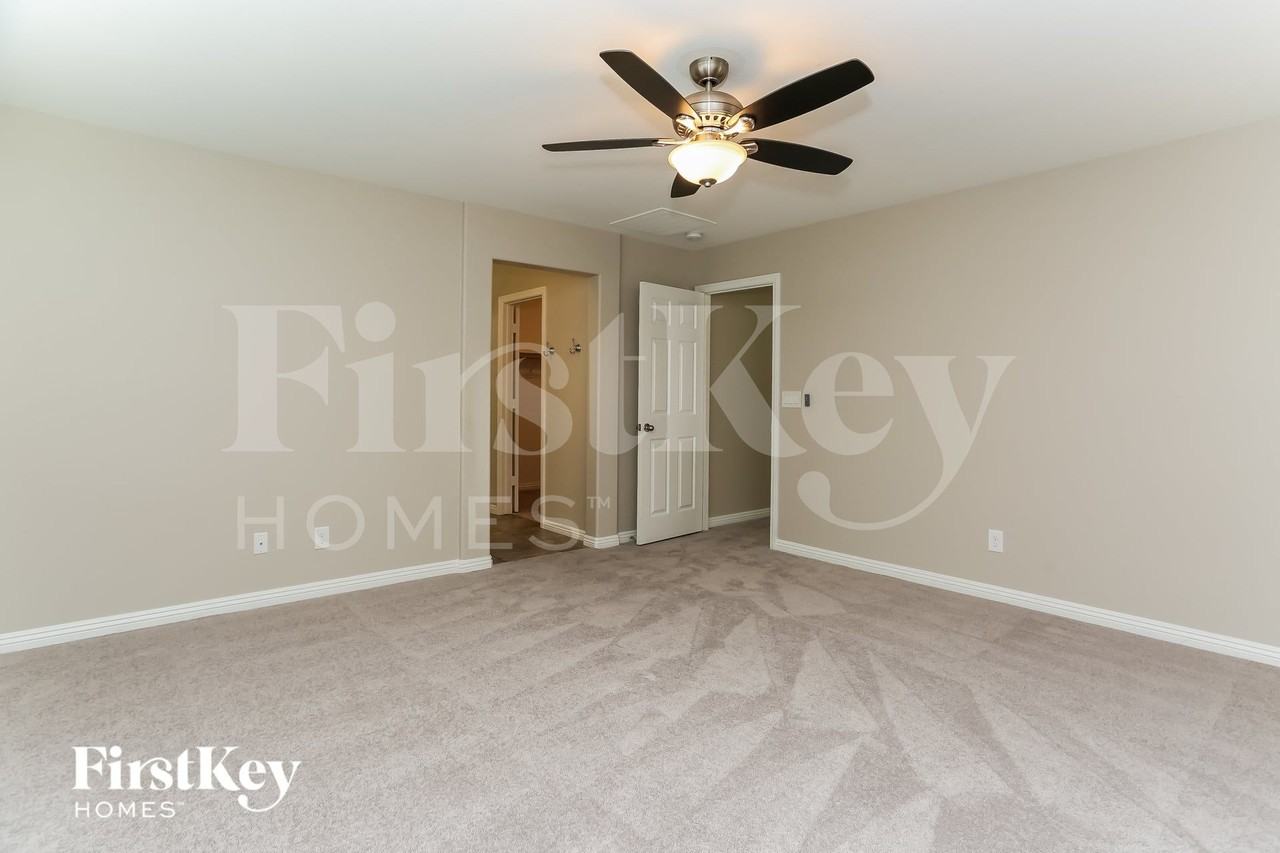 7736 Ashby Gate St - Photo 6 of 15