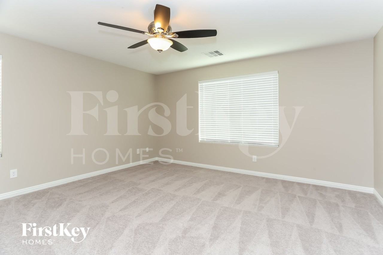 7736 Ashby Gate St - Photo 7 of 15
