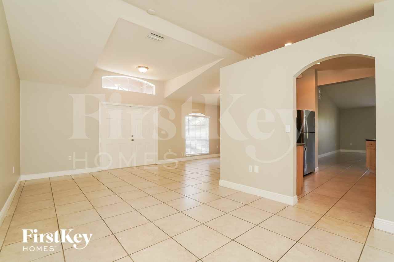 4129 Jacaranda Pkwy W - Photo 3 of 16