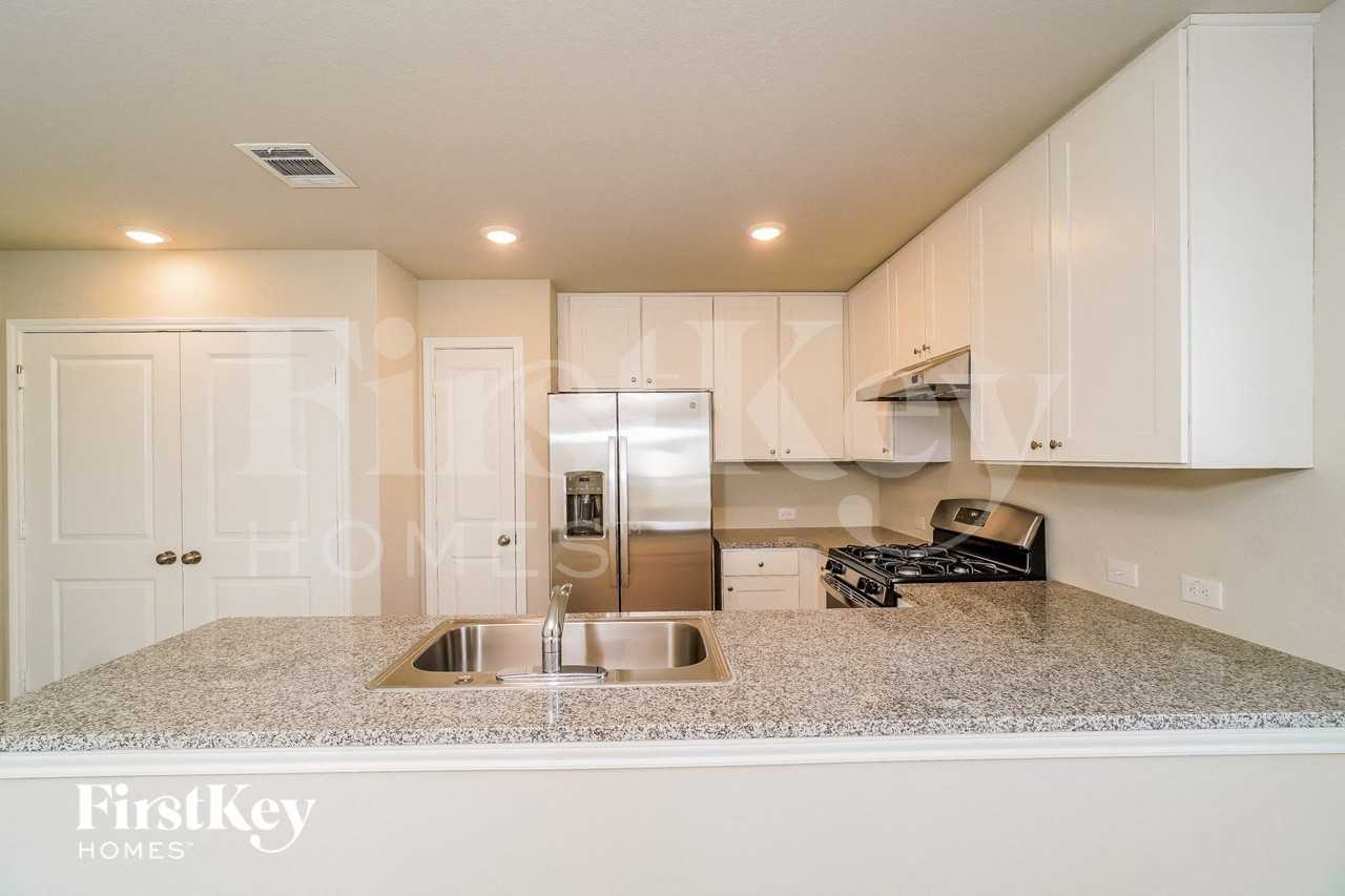 6415 Rye Pond - Photo 7 of 15