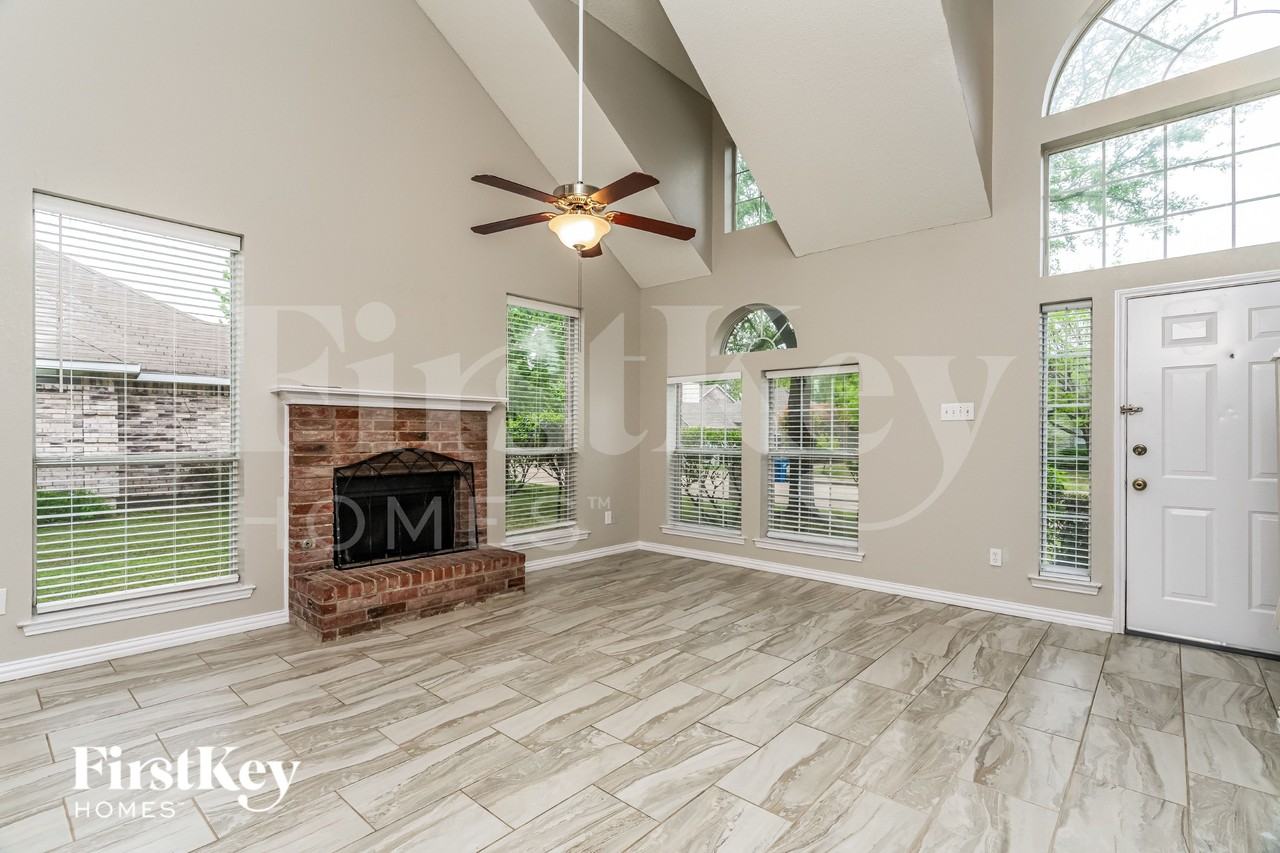 3083 Wildflower Way - Photo 3 of 16