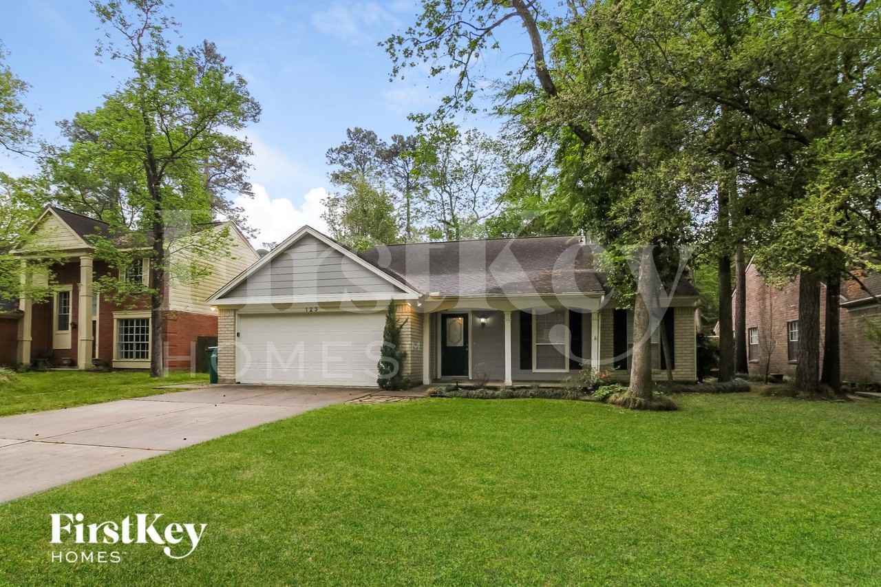 123 S Village Knoll Cir - Photo 2 of 15