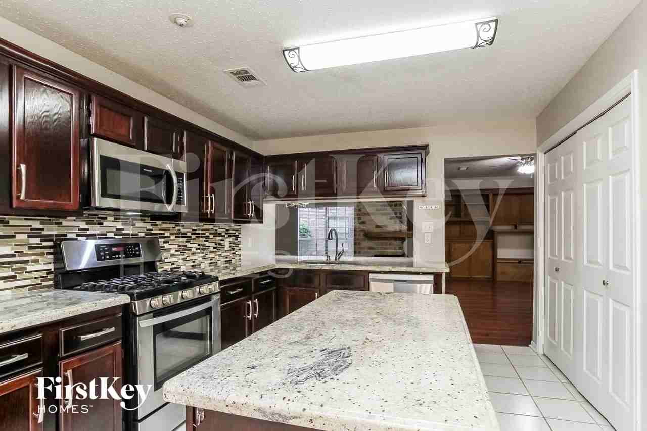 123 S Village Knoll Cir - Photo 7 of 15
