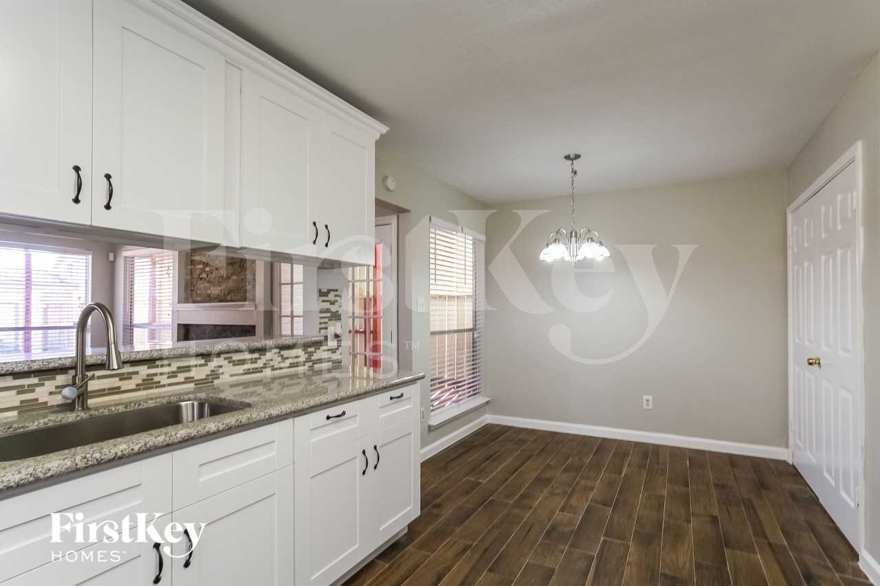 800 Charles Pl - Photo 7 of 16