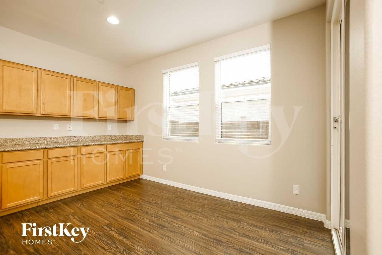 10236 Ruggles Mansion Ave - Photo 3 of 15