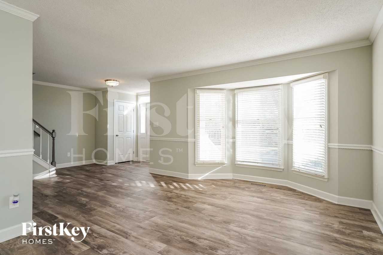 3622 Two Oaks Dr - Photo 6 of 15