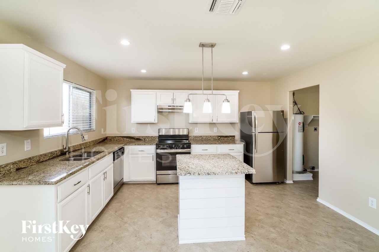3947 Key West Way - Photo 6 of 16