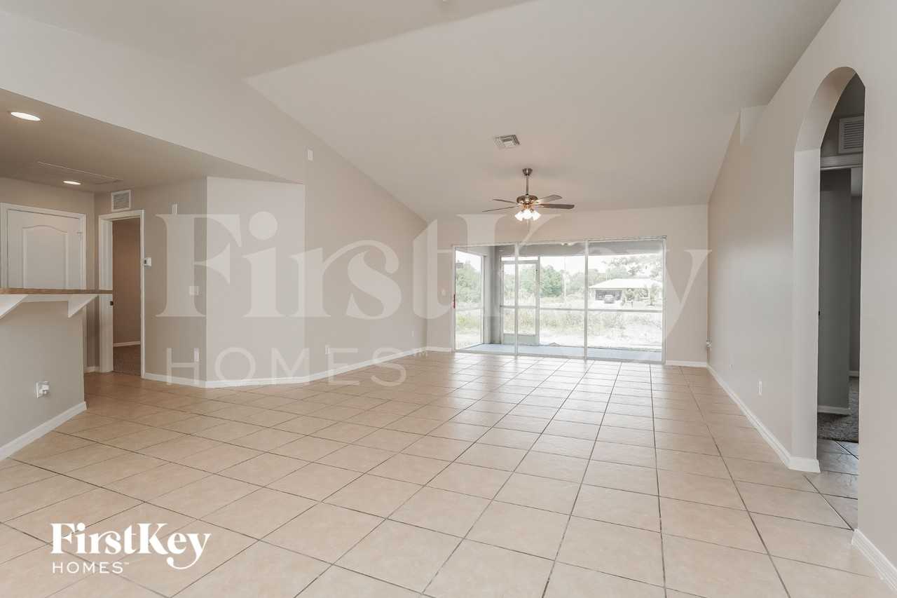 2908 51st St Sw - Photo 2 of 16