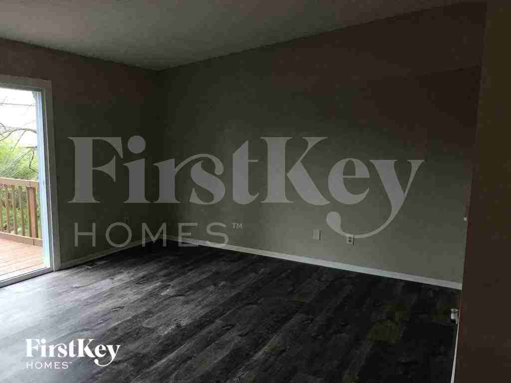 4964 Magnolia Blossom Blvd - Photo 2 of 8