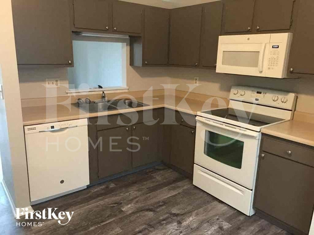 4964 Magnolia Blossom Blvd - Photo 4 of 8