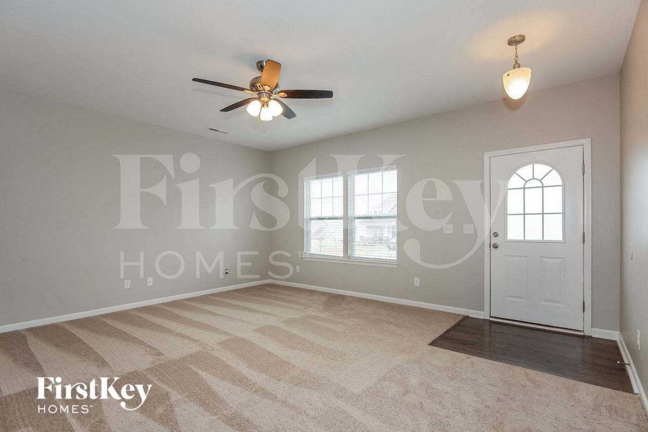244 Fesperman Cir - Photo 2 of 15