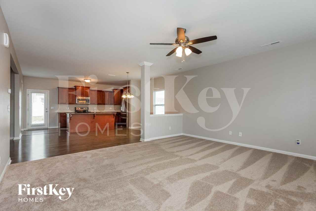 244 Fesperman Cir - Photo 3 of 15