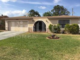 featured image of 8801 N Bermuda Dr