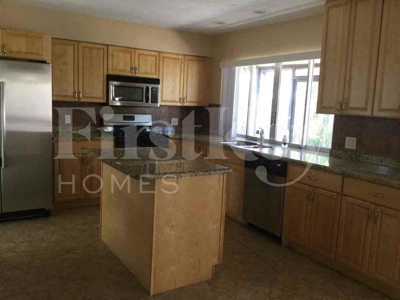 8801 N Bermuda Dr - Photo 4 of 17