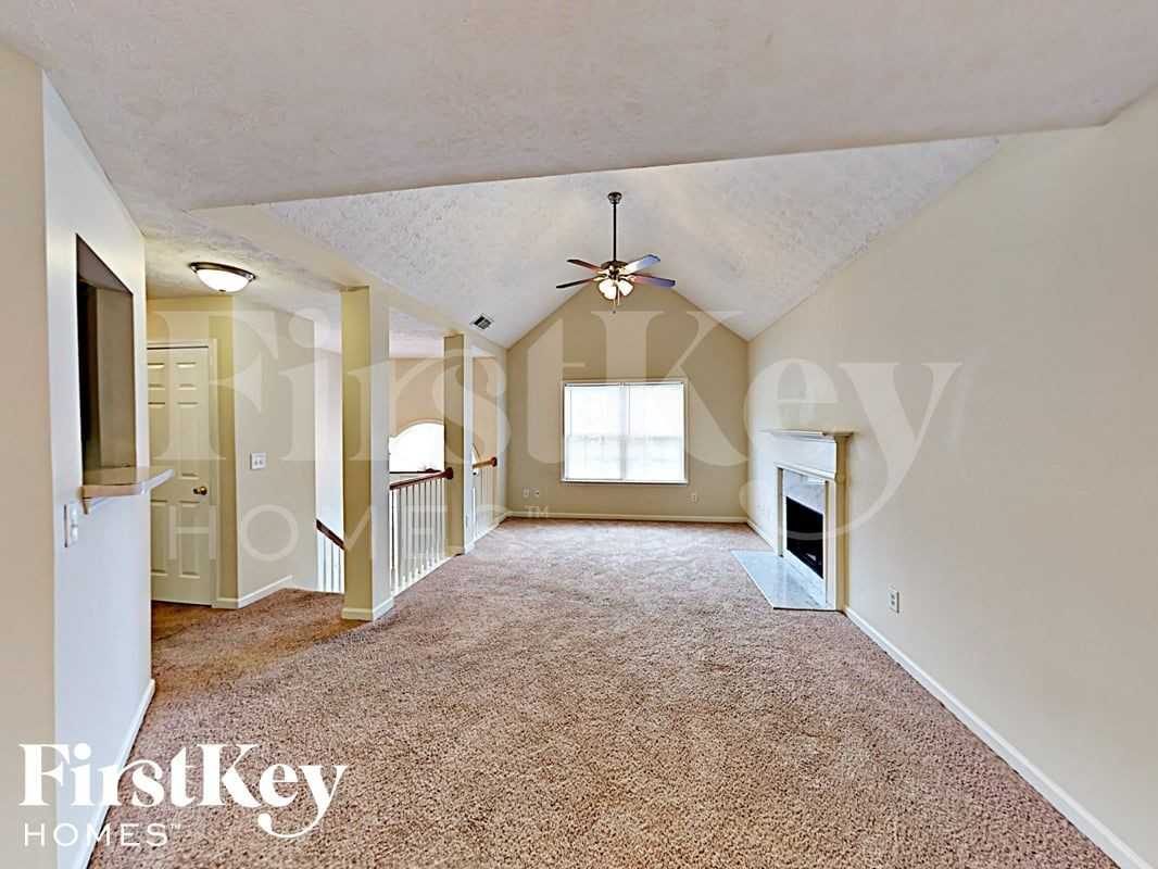 8012 Mustang Ln - Photo 2 of 17