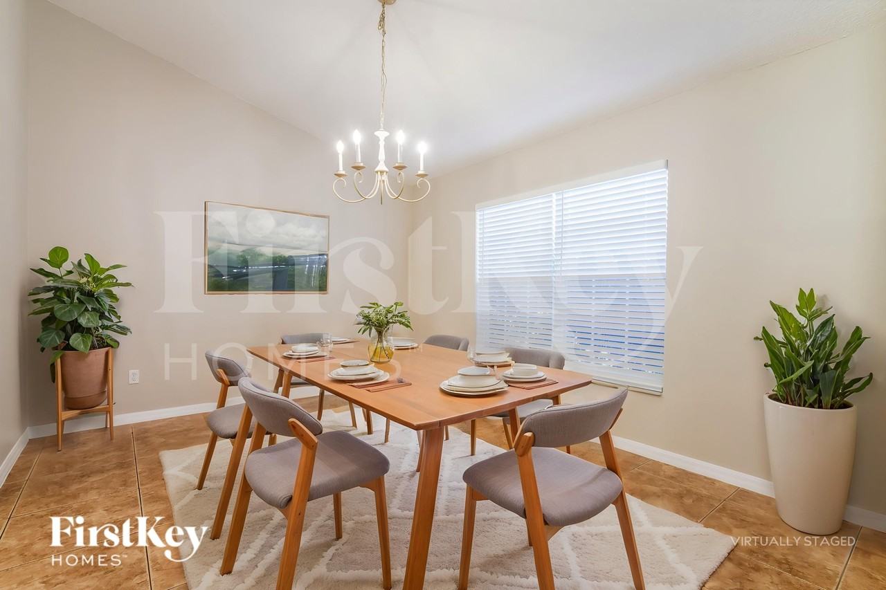 649 Rosaro Ct - Photo 7 of 19