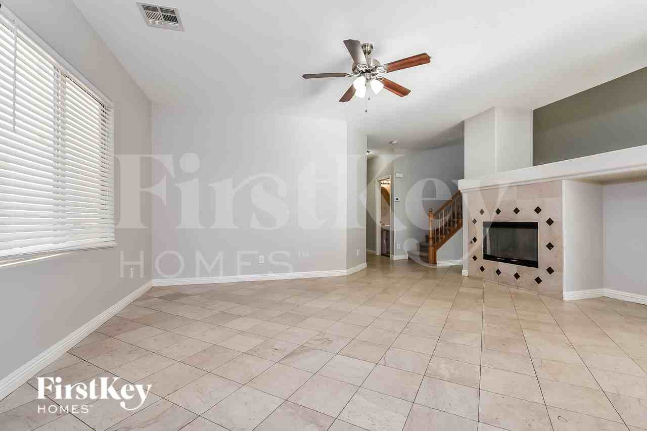 6341 Heather Creek Pl - Photo 3 of 16