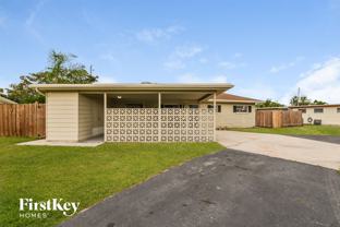 4516 56th St W - Photo 1 of 1