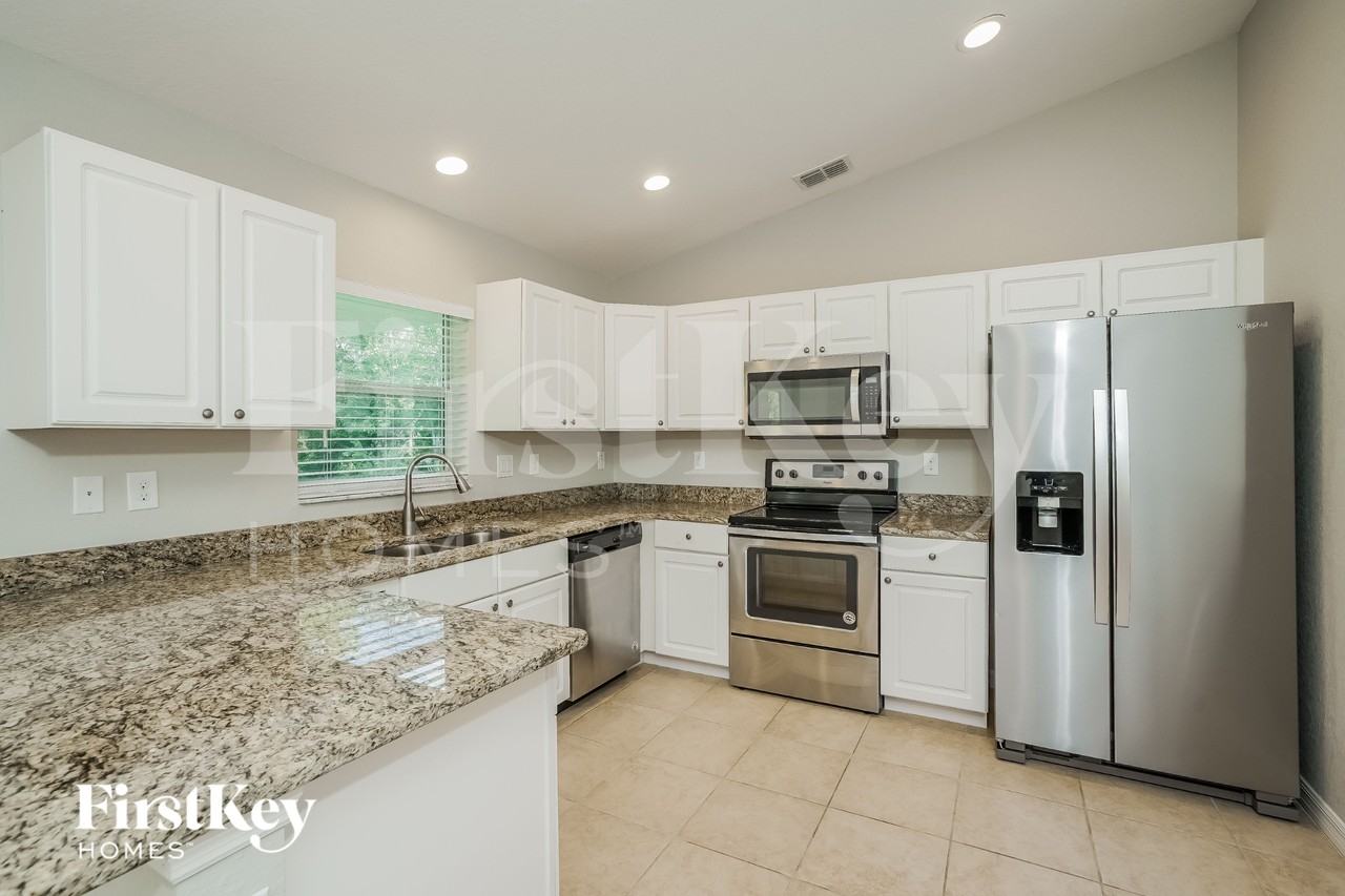3595 Gillot Blvd - Photo 5 of 16