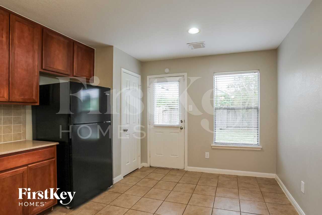 3543 Garrison Run Dr - Photo 5 of 16