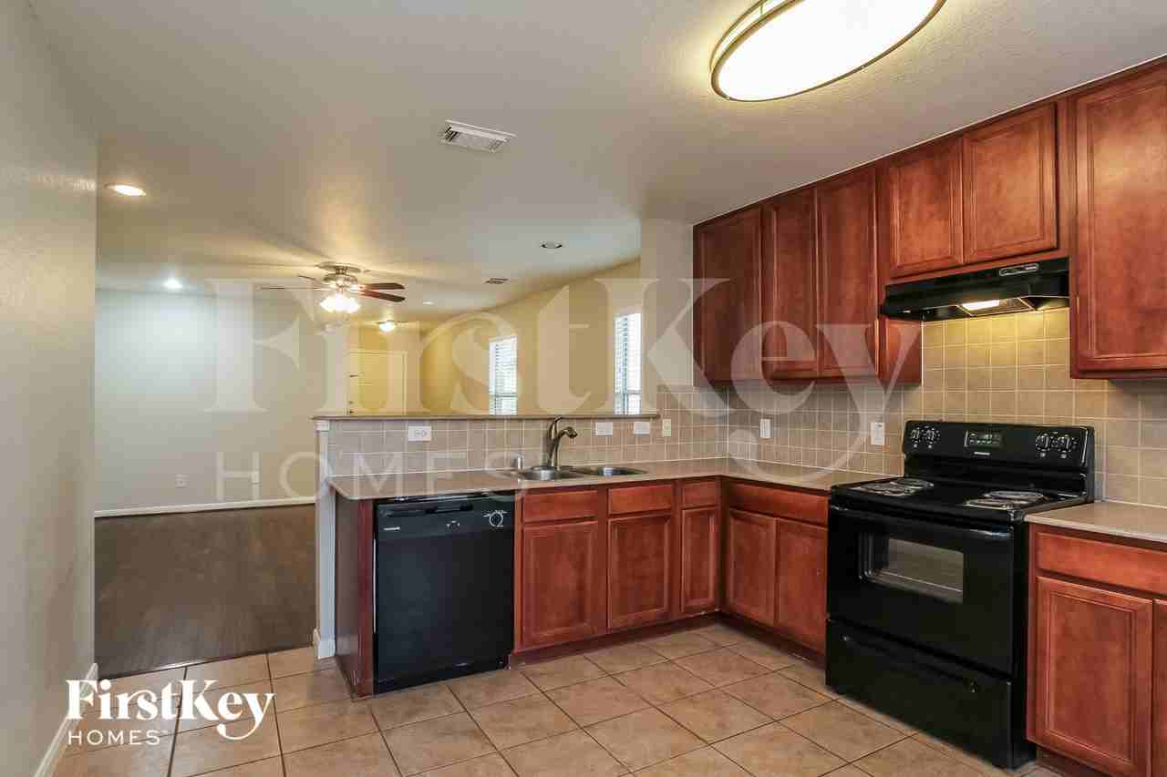 3543 Garrison Run Dr - Photo 7 of 16