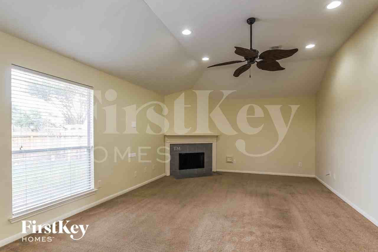 3507 Banks Run Ln - Photo 4 of 16