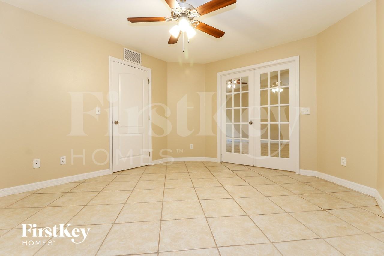 314 Shore Dr - Photo 7 of 16
