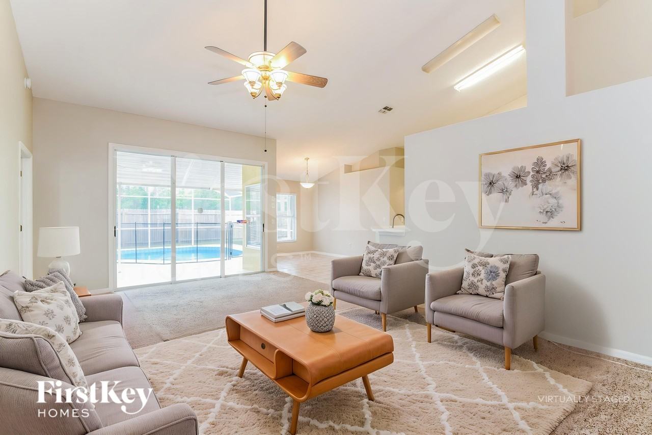 2841 Picadilly Cir - Photo 6 of 21