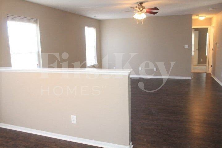 2640 Branigin Creek Blvd - Photo 2 of 15