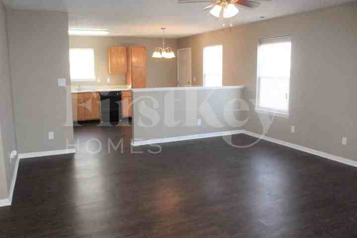 2640 Branigin Creek Blvd - Photo 3 of 15