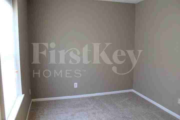 2640 Branigin Creek Blvd - Photo 7 of 15