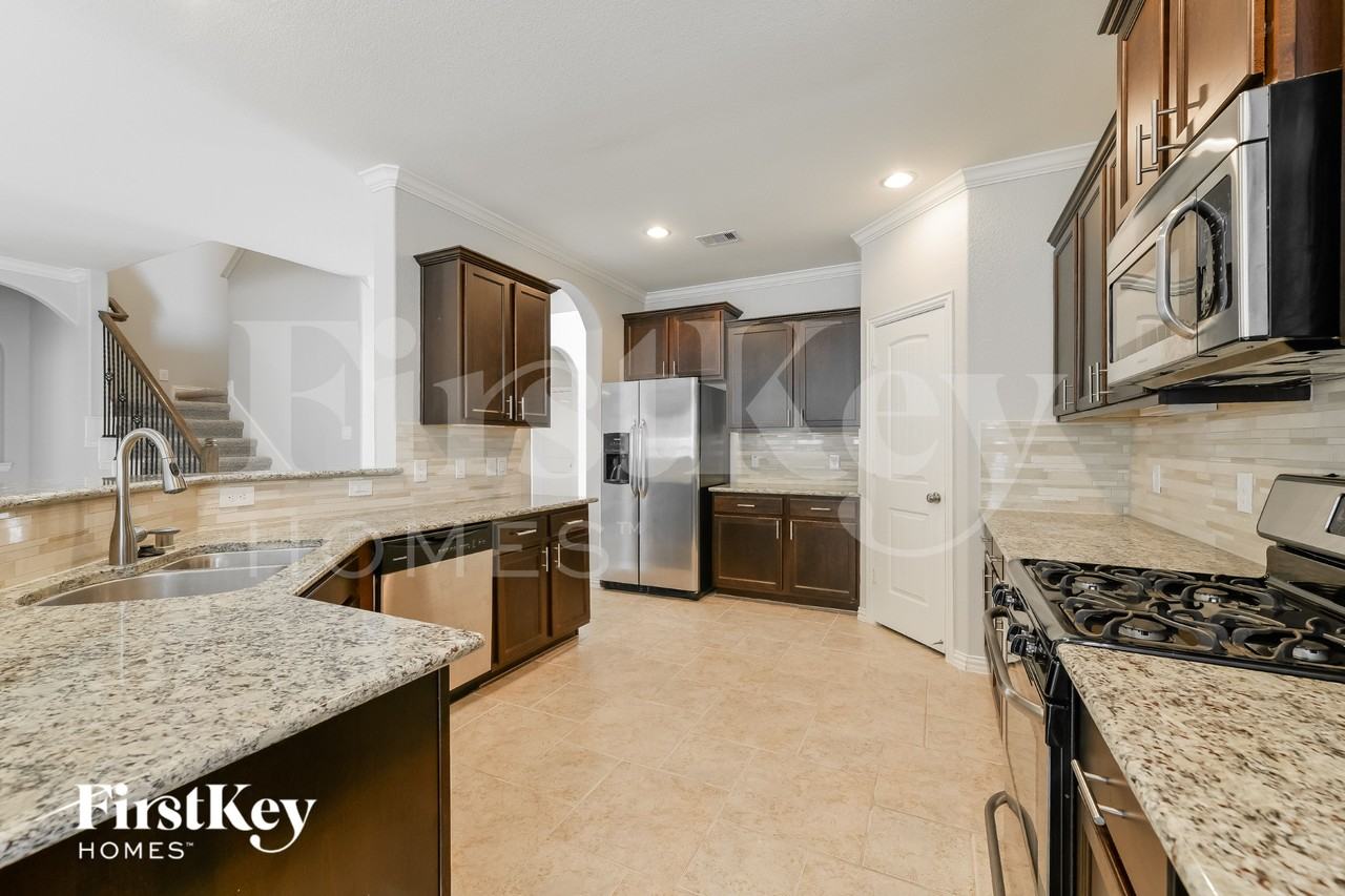 23139 Mestina Knoll Dr - Photo 6 of 16