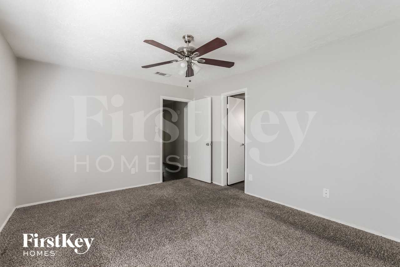 22403 Ivygate Dr - Photo 7 of 16