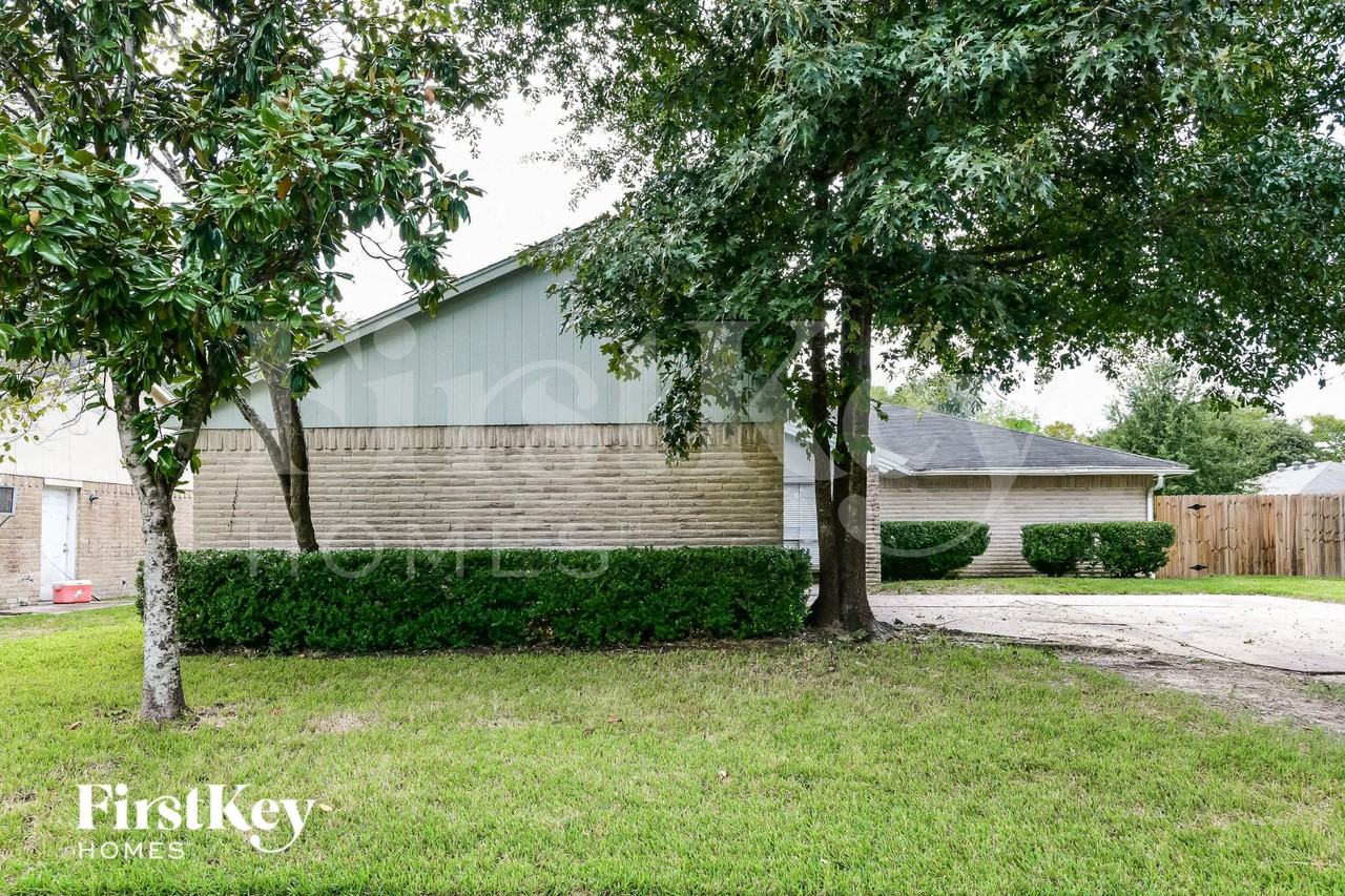 22219 Oakhill Gate Dr - Photo 2 of 16